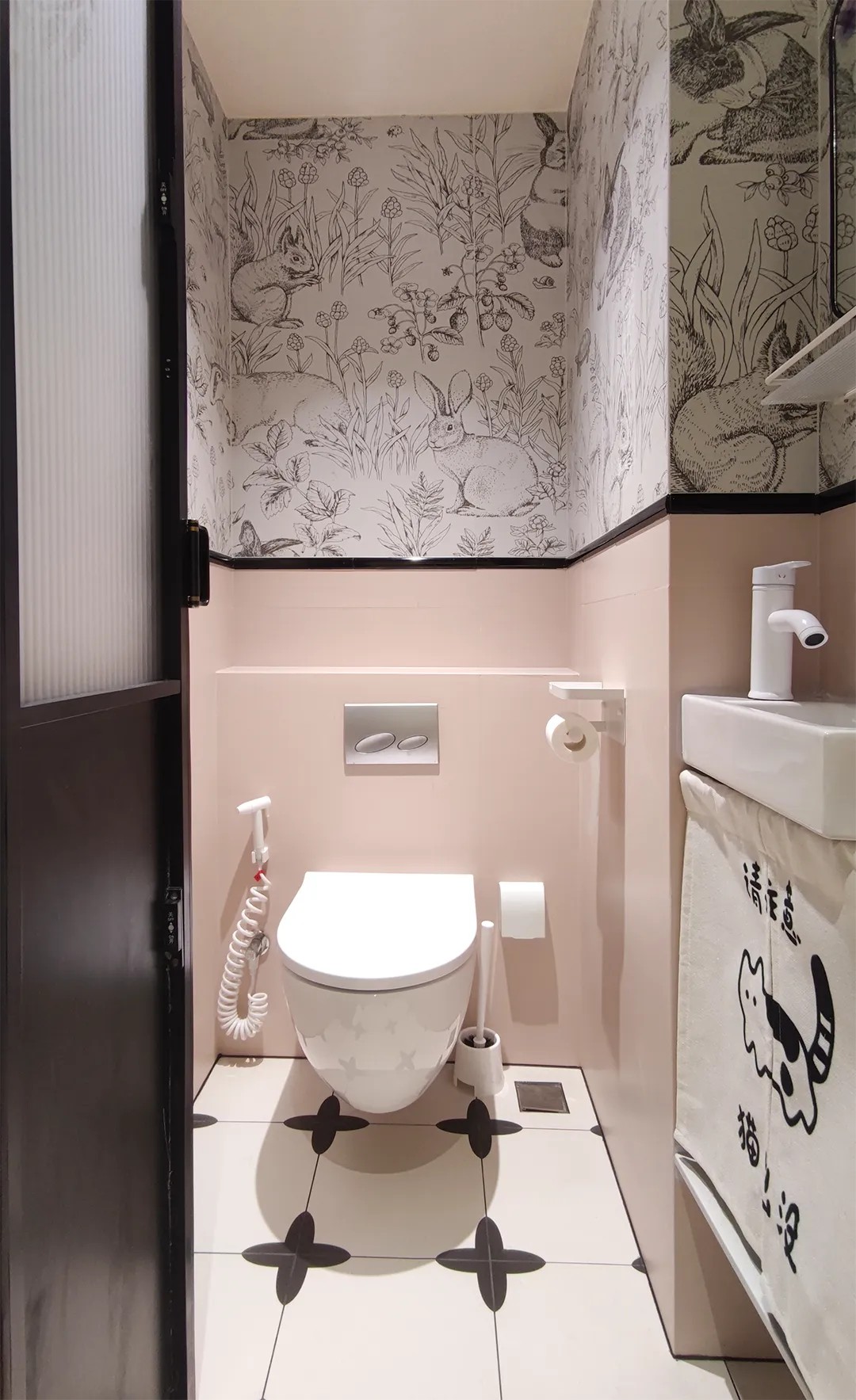 83㎡旧房改造黑棕复古风|新增一卫一卧