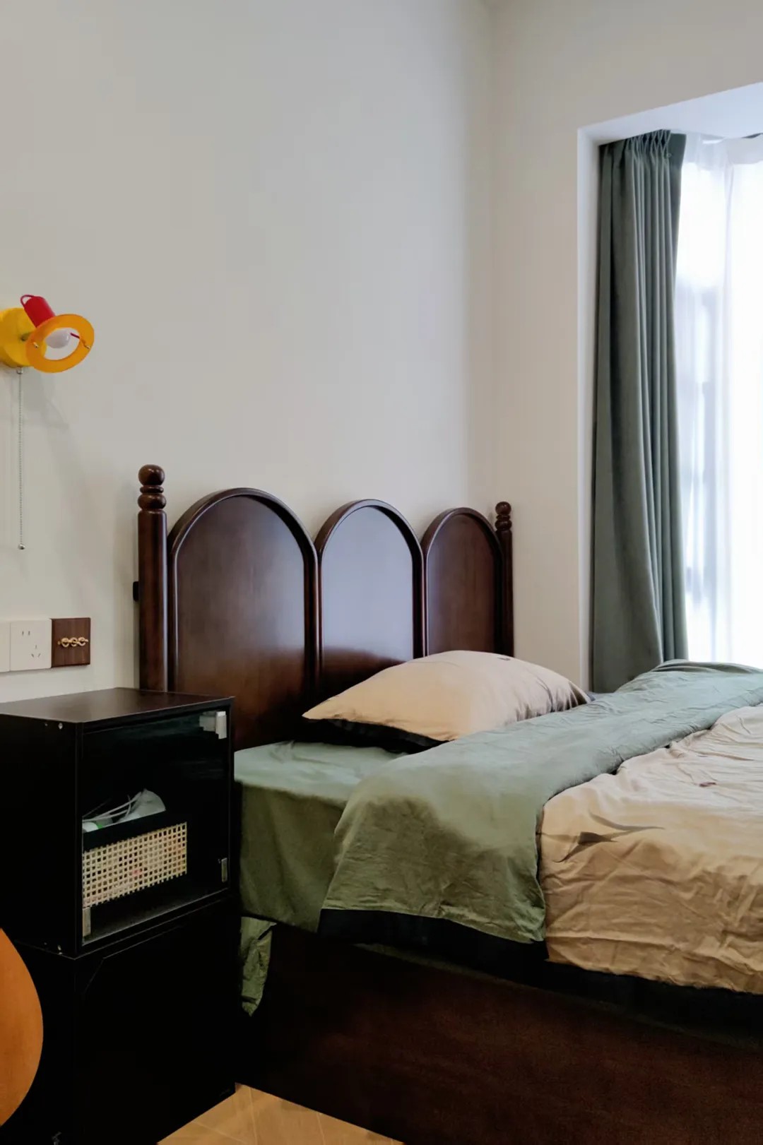 83㎡旧房改造黑棕复古风|新增一卫一卧